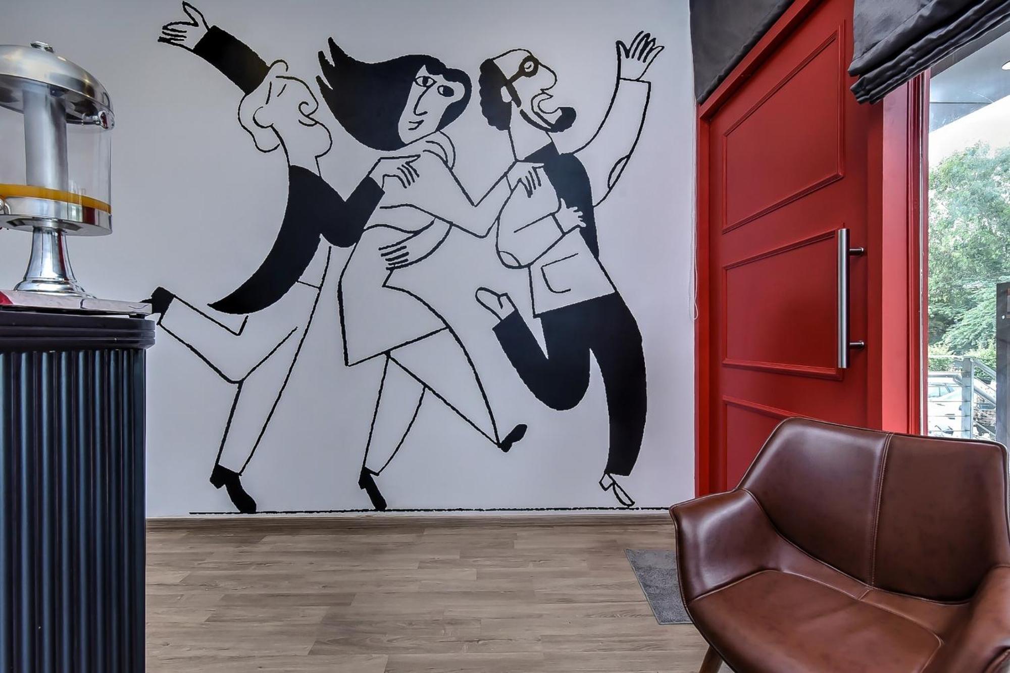 Super Townhouse Hotel Impact Chinhat Eksteriør billede